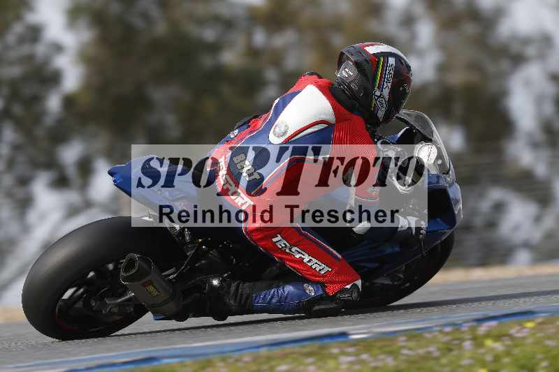 /Archiv-2024/02 29.01.-02.02.2024 Moto Center Thun Jerez/Gruppe schwarz-black/backside